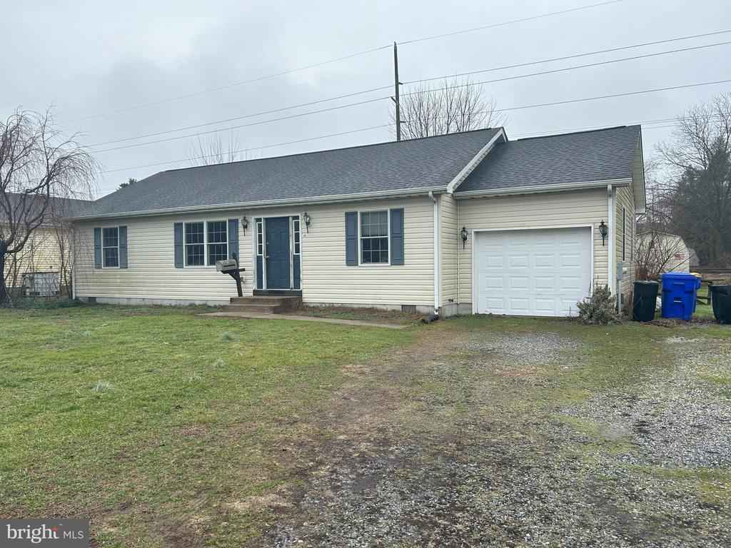 207 Harrington Ave  
