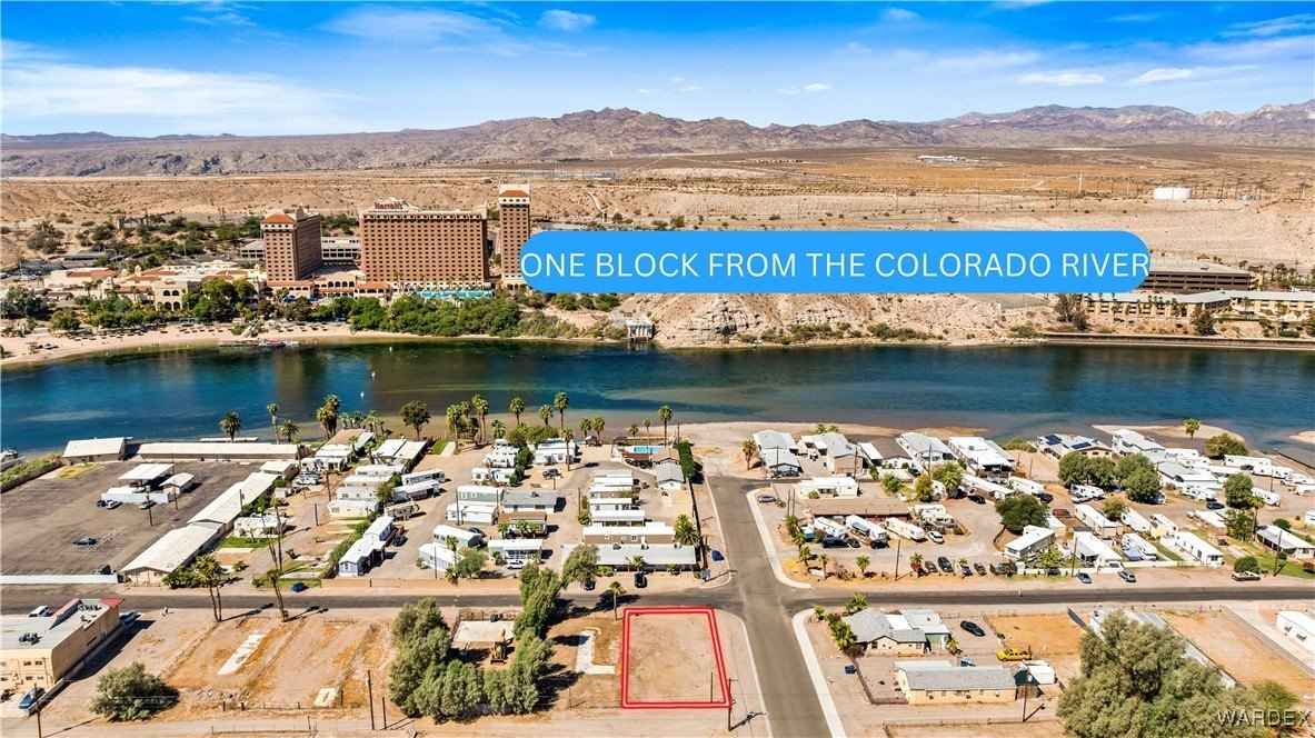 380 RIVER Gln Dr  