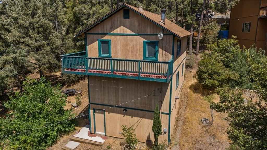 2304 Woodland Dr  