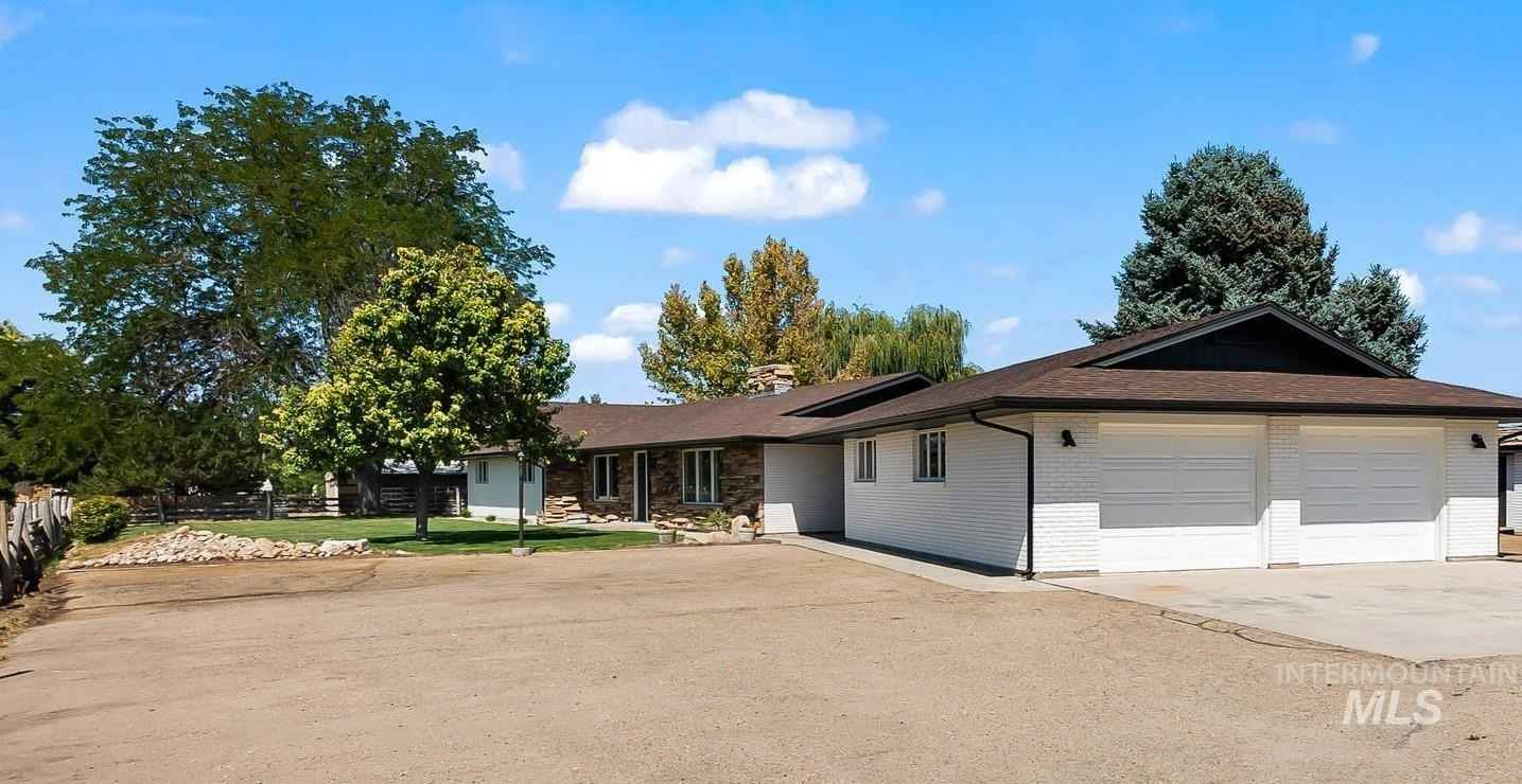 4910 Easter Dr  