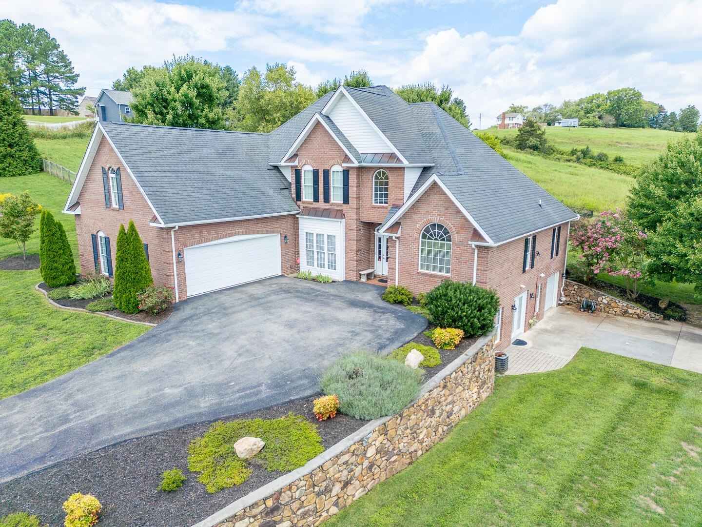 117 Walnut Mnr Dr  