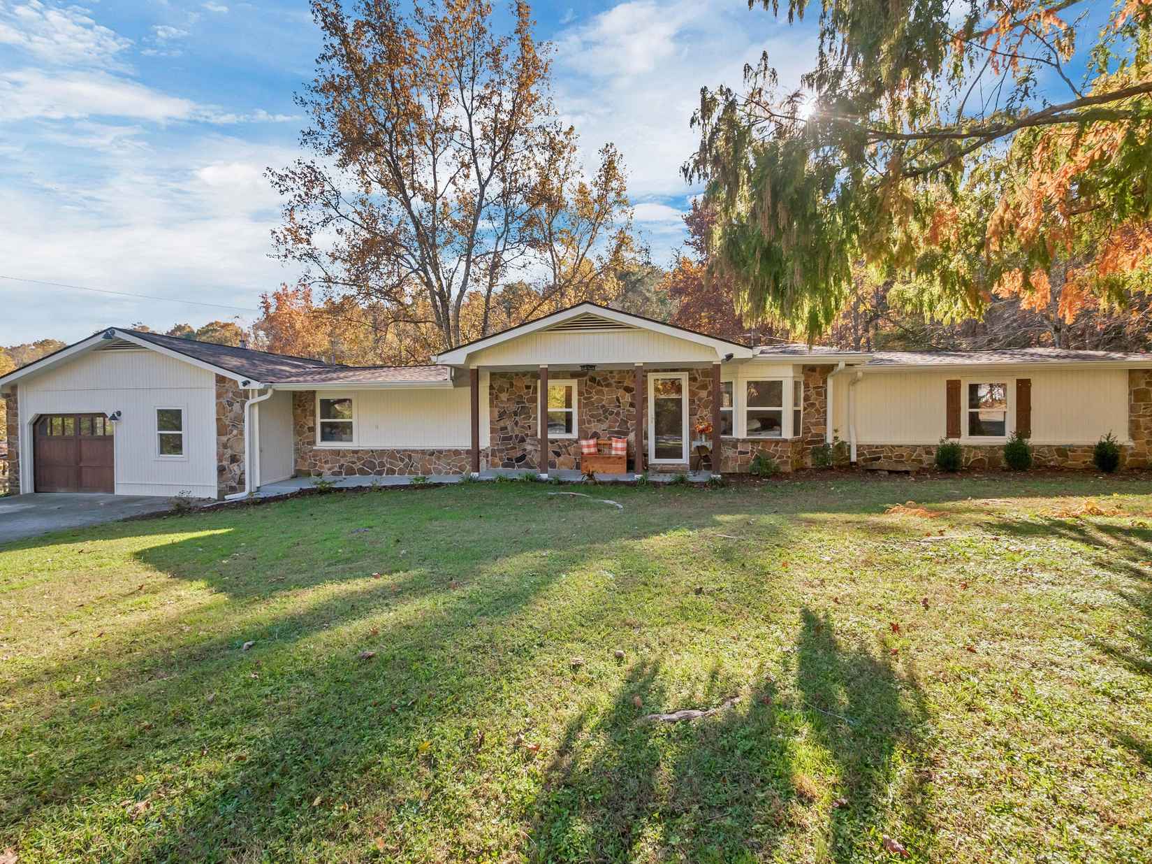 10086 Standifer Gap Rd  