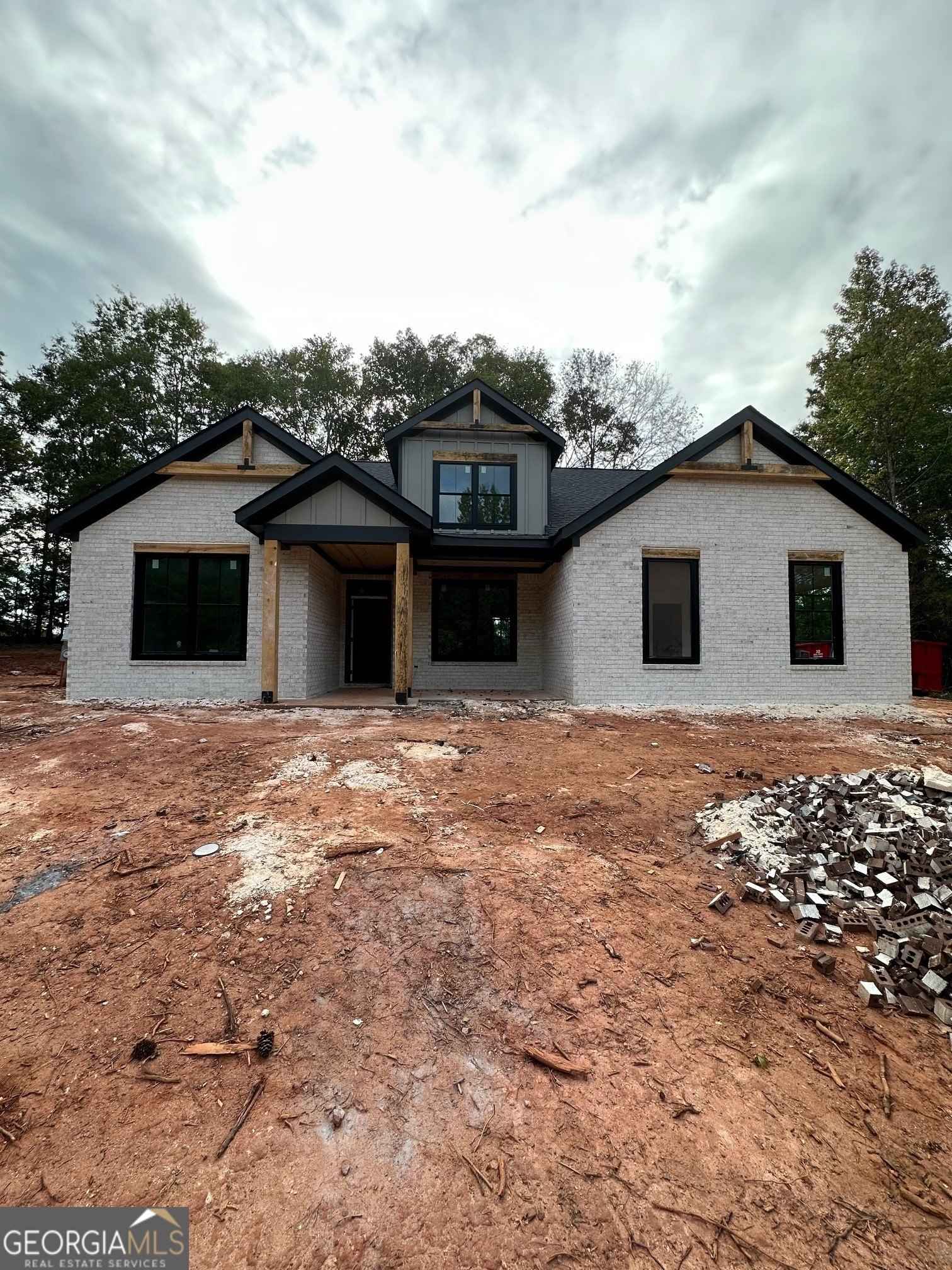 111 Maple Vly Dr  