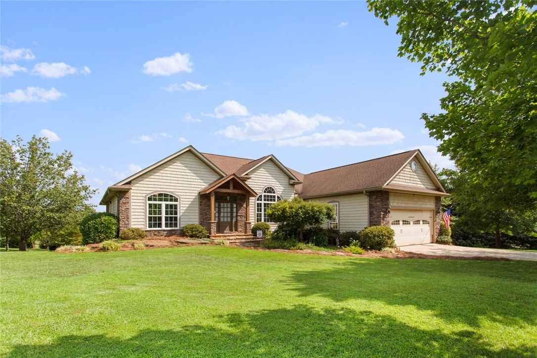 407 Home Stretch Dr  