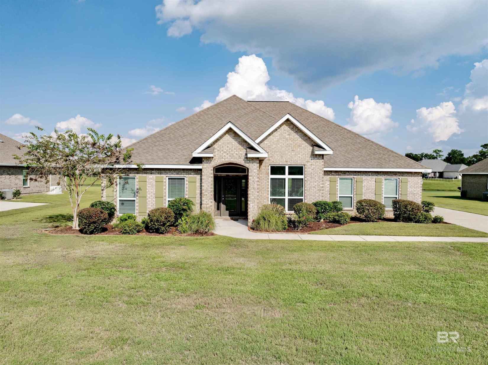 846 Onyx Ln  