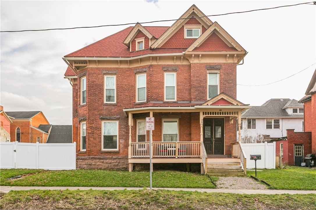 20 W State St  