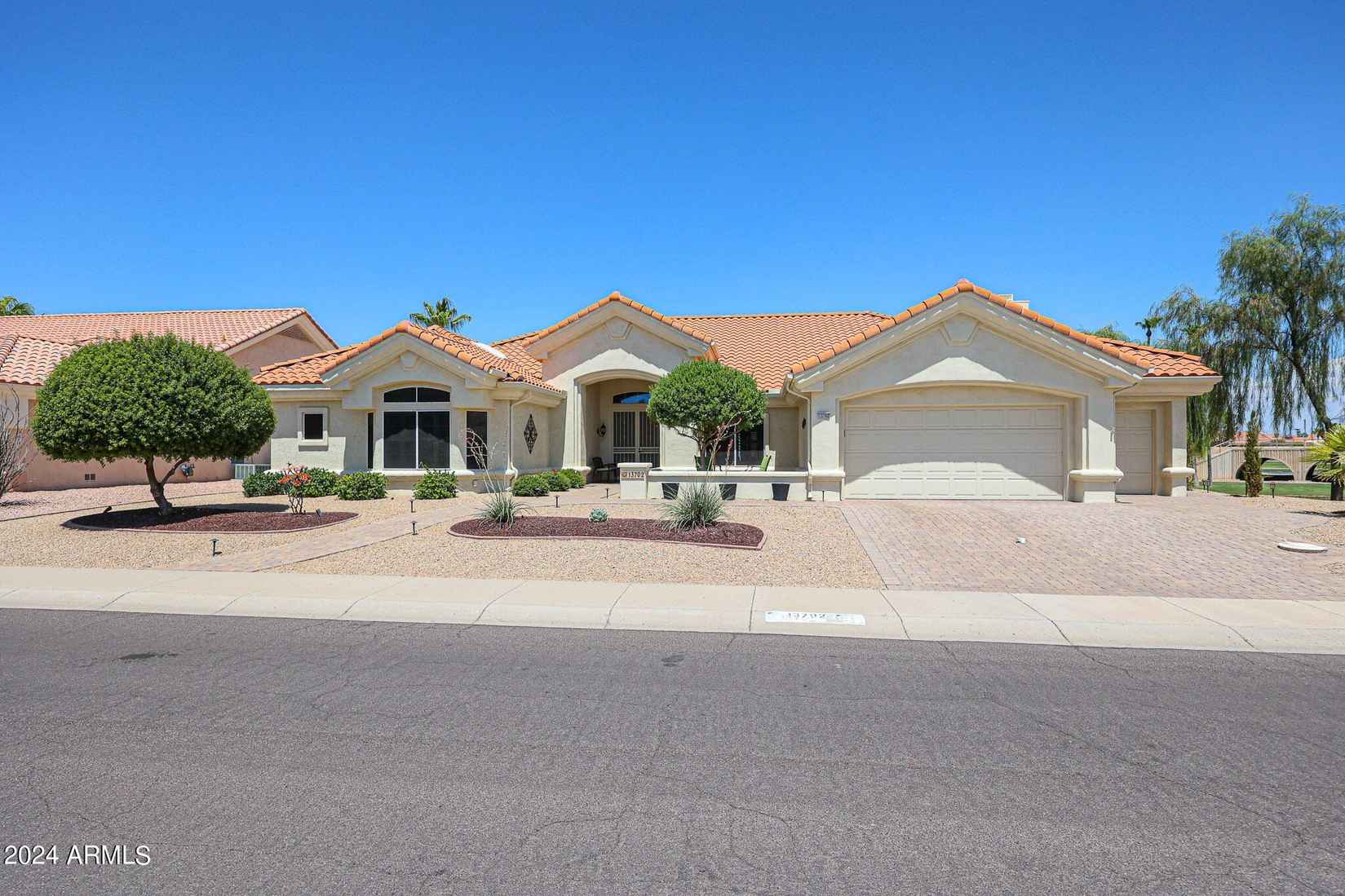 13702 W Parada Dr  