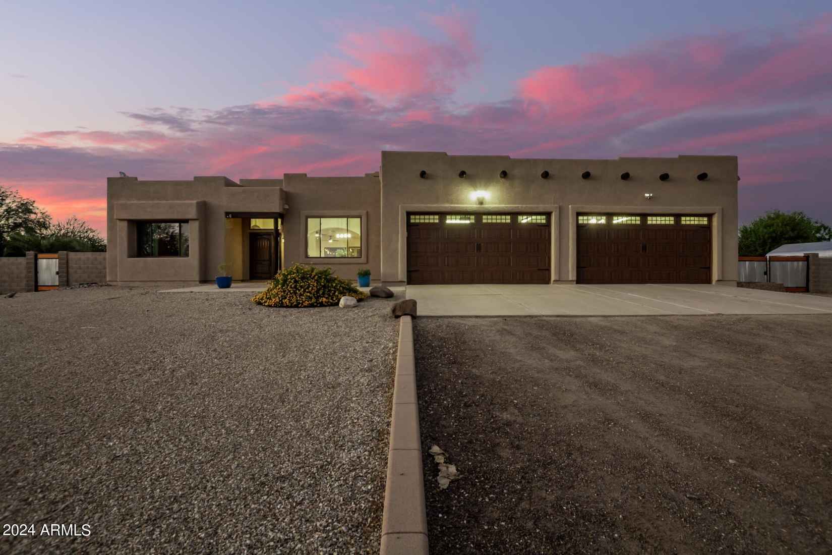 2320 W Hidden Vly Dr  