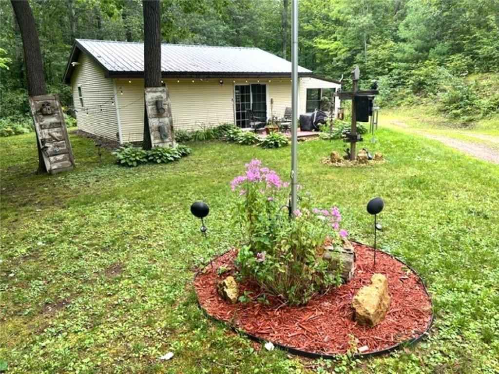 W9180 Sand Rd  