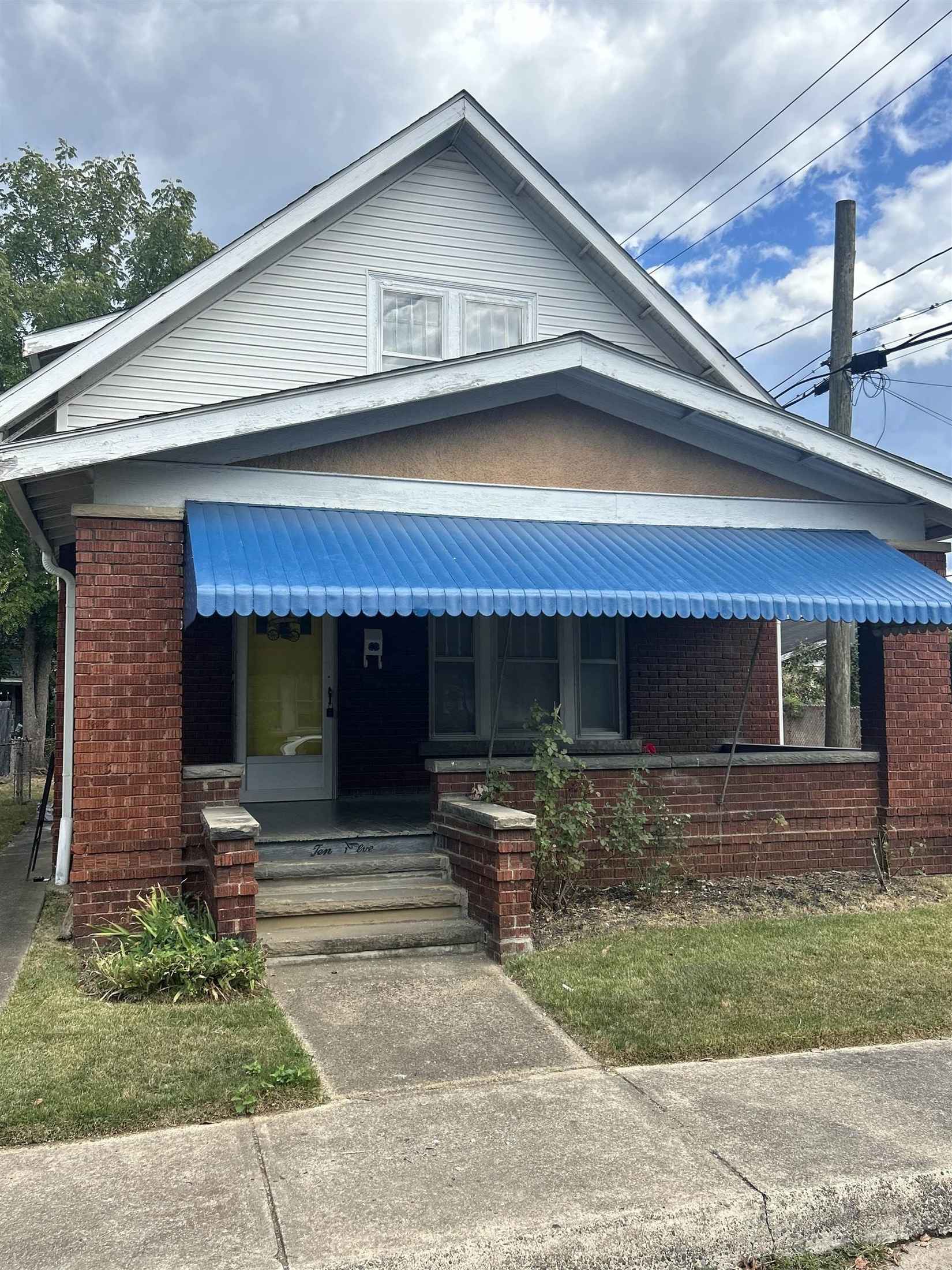 1012 Chesapeake Ct  