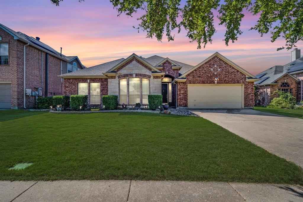 10 Saddlewood Ct  