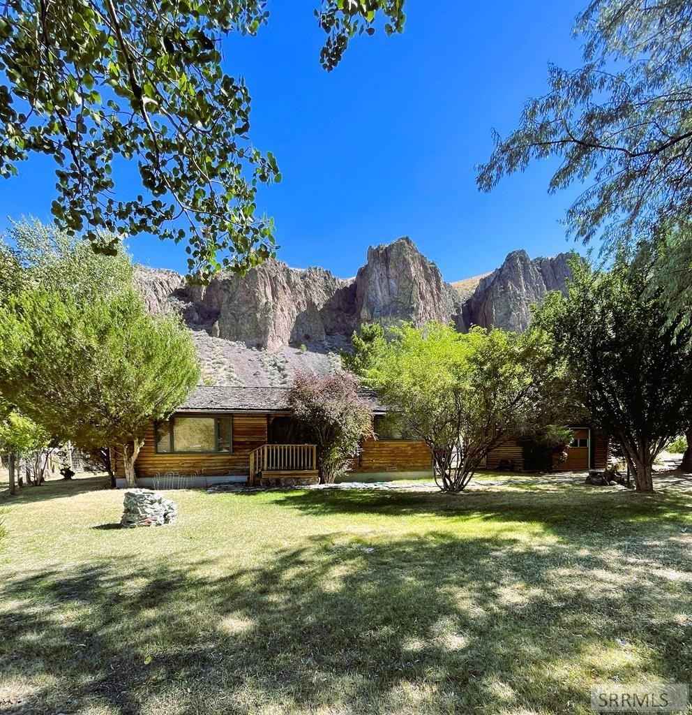 174 Blue Heron Dr  
