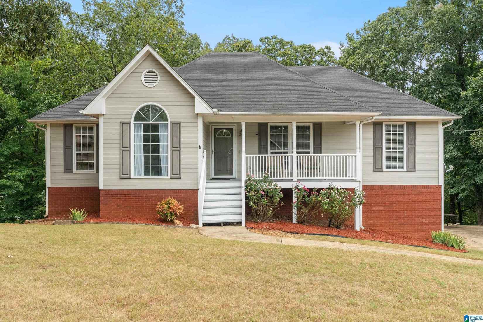 225 Pine Knl Dr  