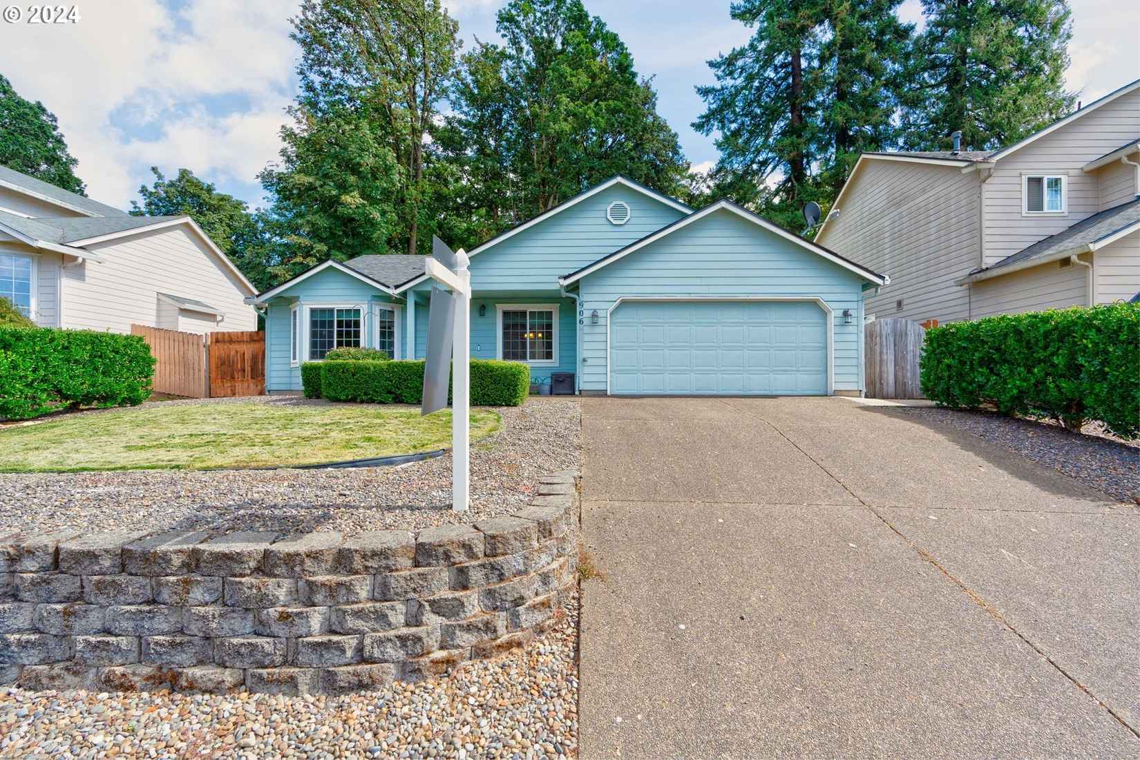 906 Sunset Rdg Dr  