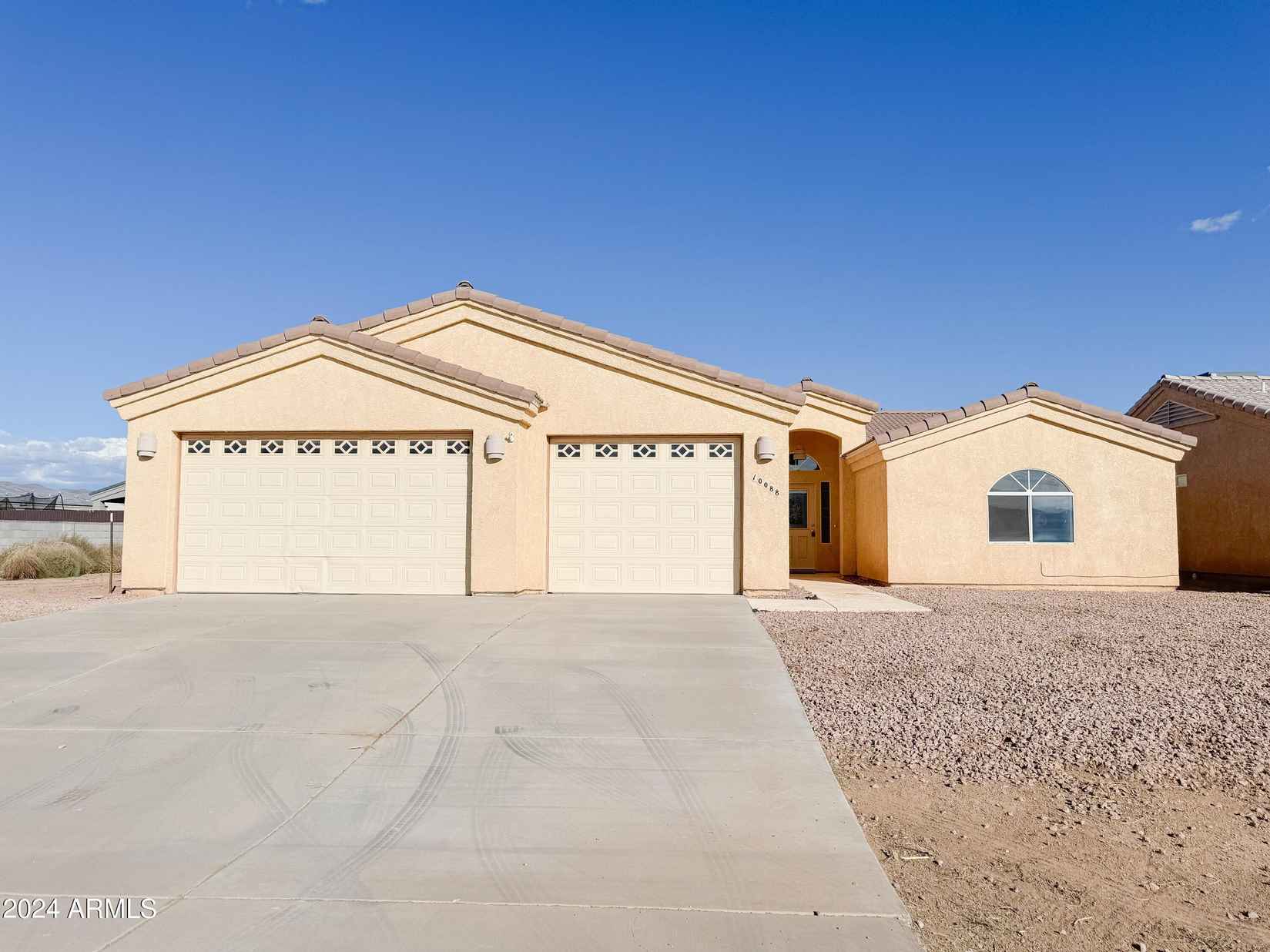 10088 N Acorn Dr  