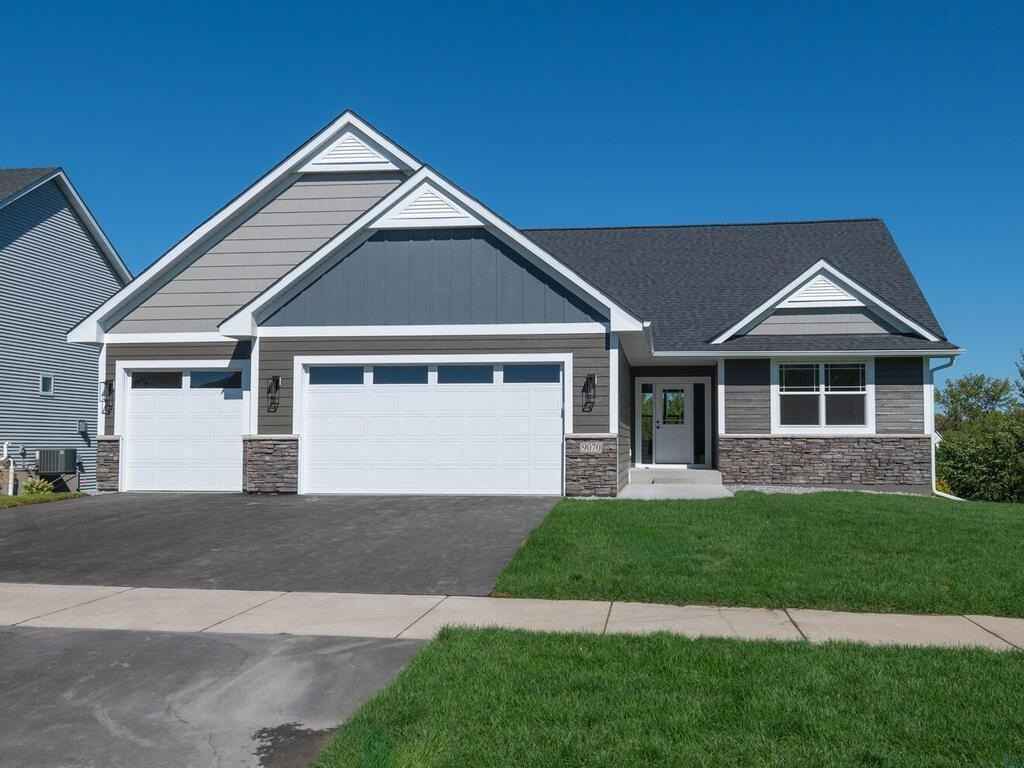 9070 Lakeside Dr  