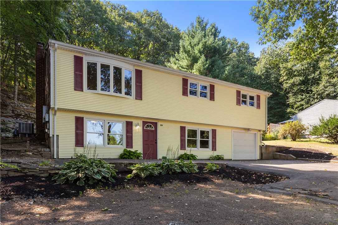 868 Greenville Ave  