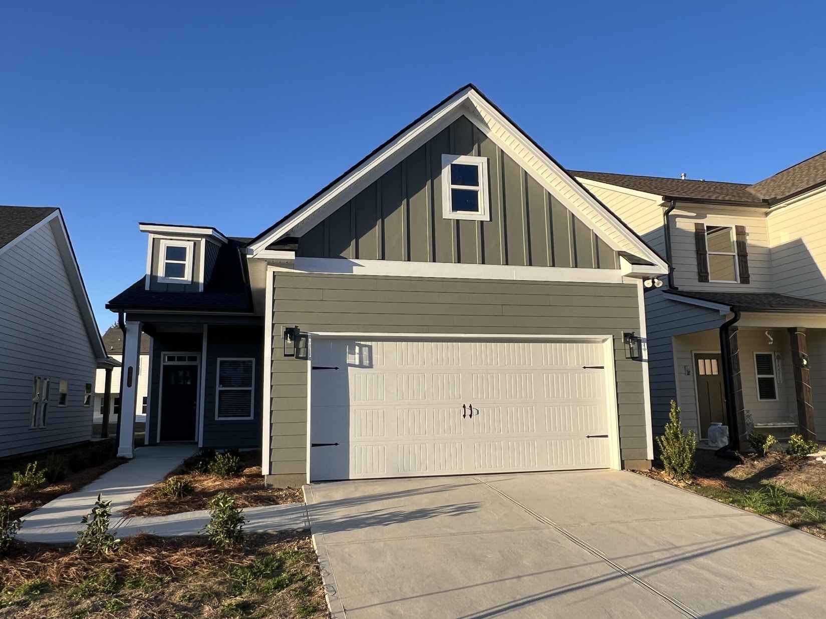 2101 Firelight Way  
