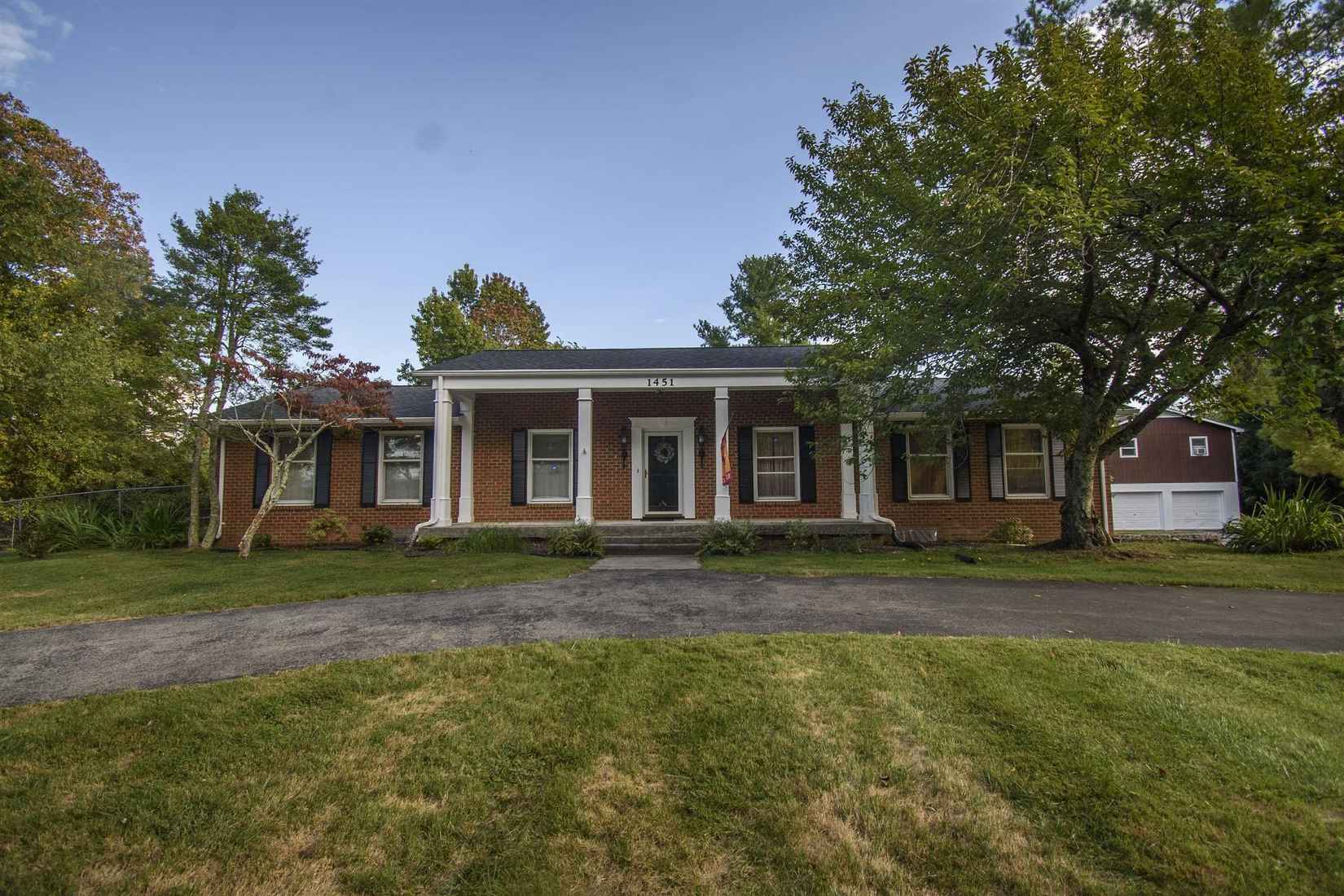 1451 Harding Rd  