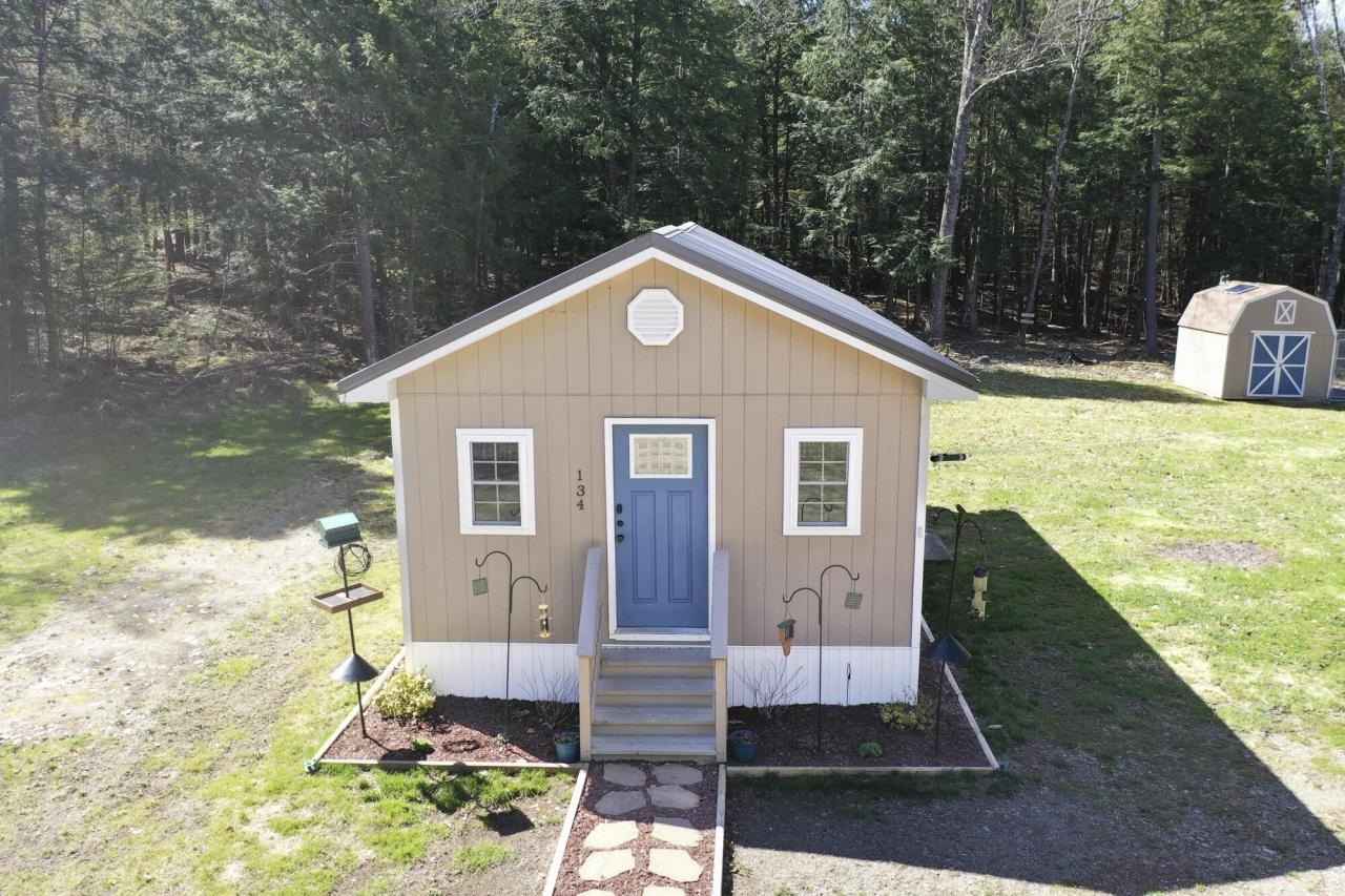 134 Homestead Ln  
