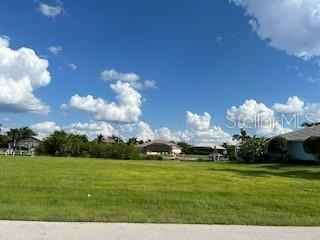 1353 PINE SISKIN Dr  
