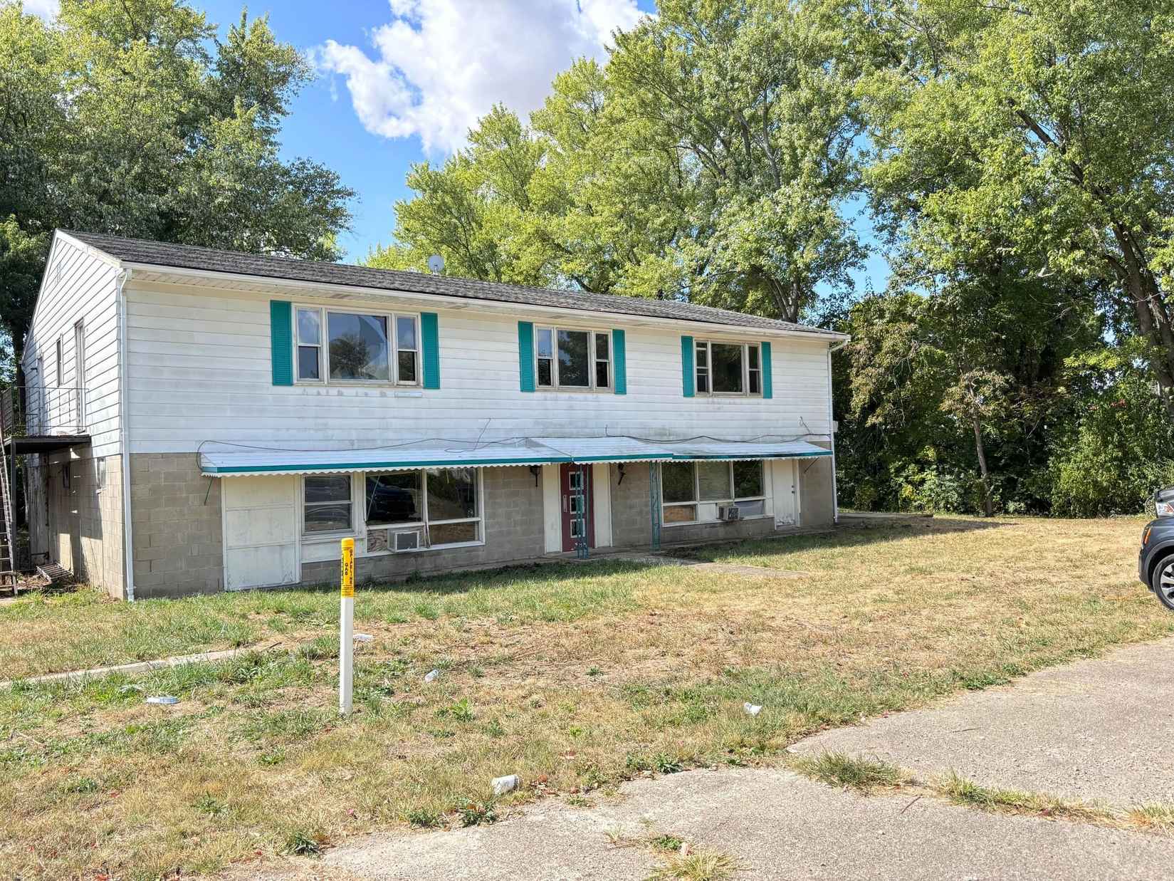 1 Lynette Dr  