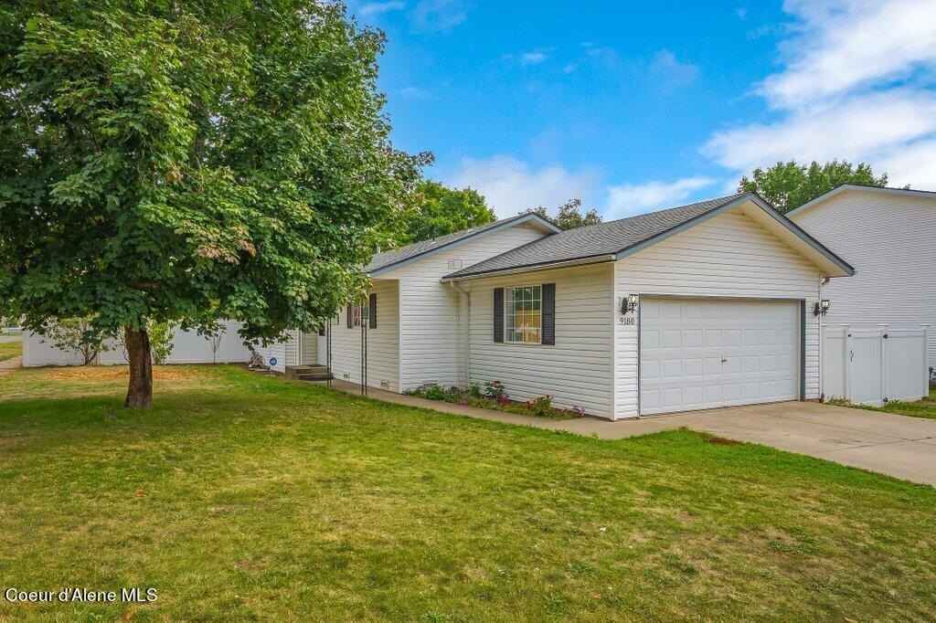 9180 N ORANGE BLOSSOM CT  