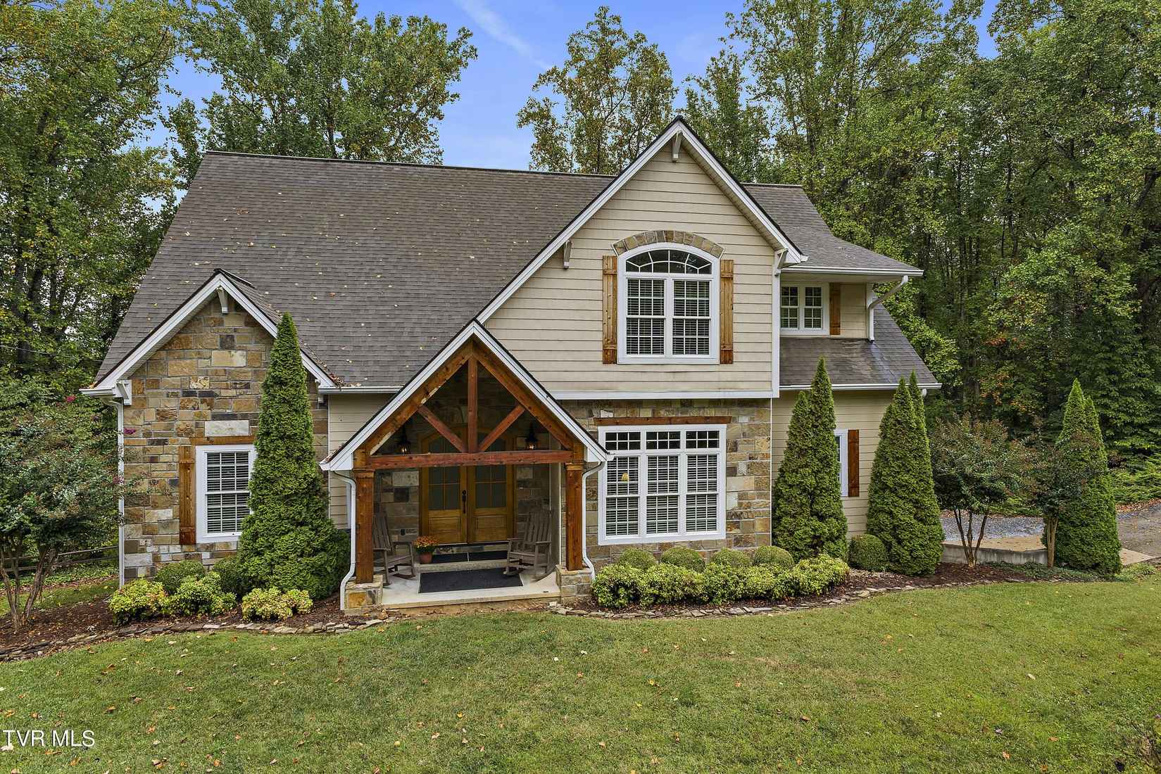 113 Ridgecrest Dr  