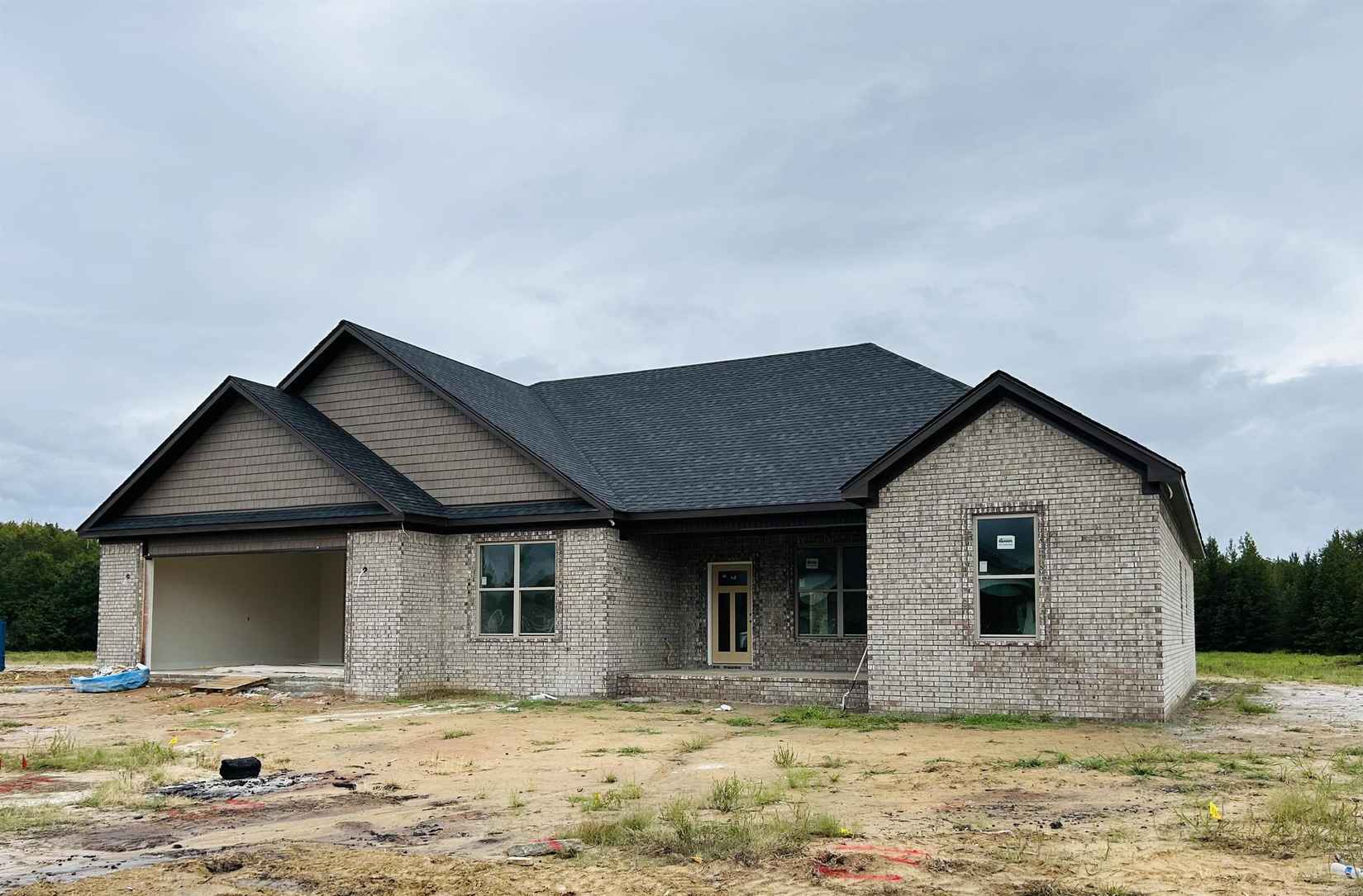 2336 Lakewood Cir  