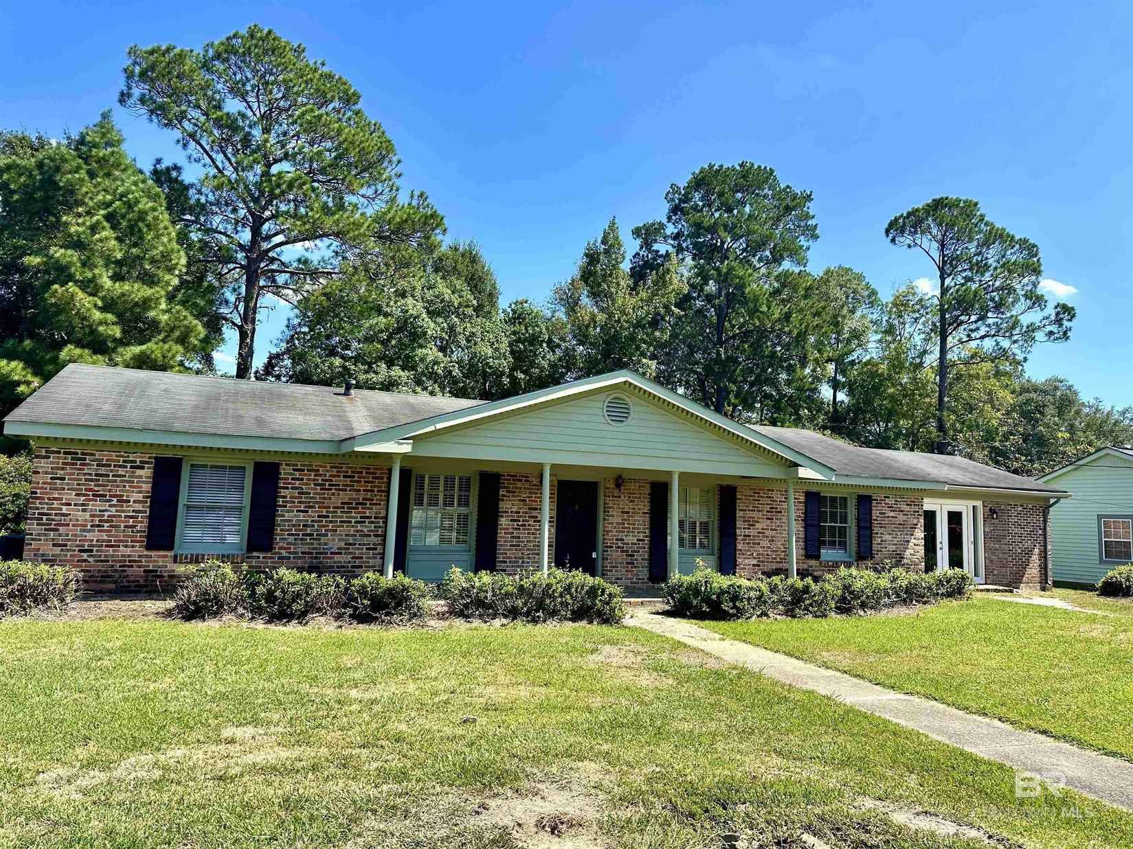 1308 Escambia Ave  