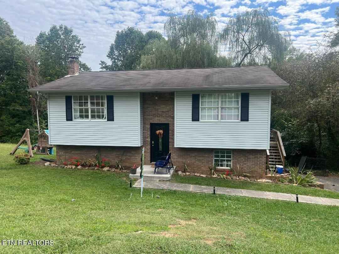 121 Allen Dr  