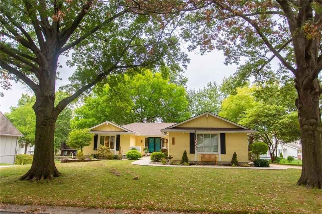 200 Johnston Dr  