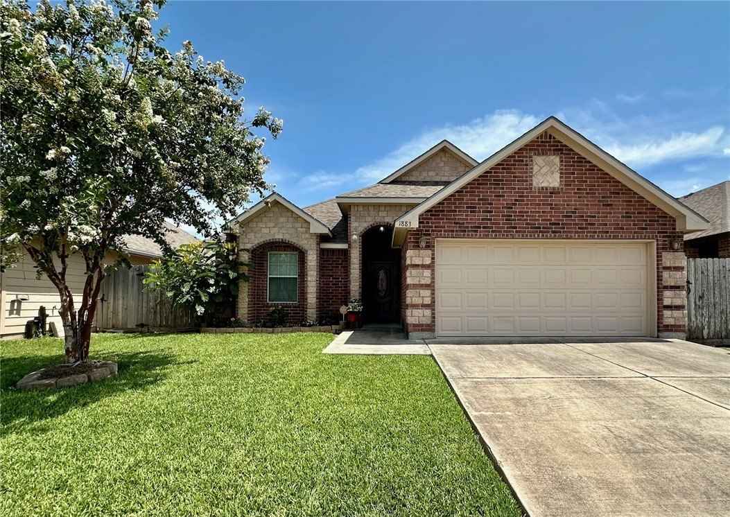 1883 The Park Dr  