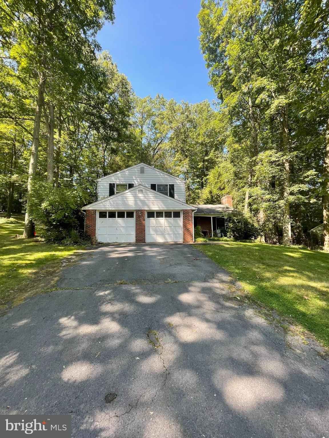 712 Cornwall Rd  