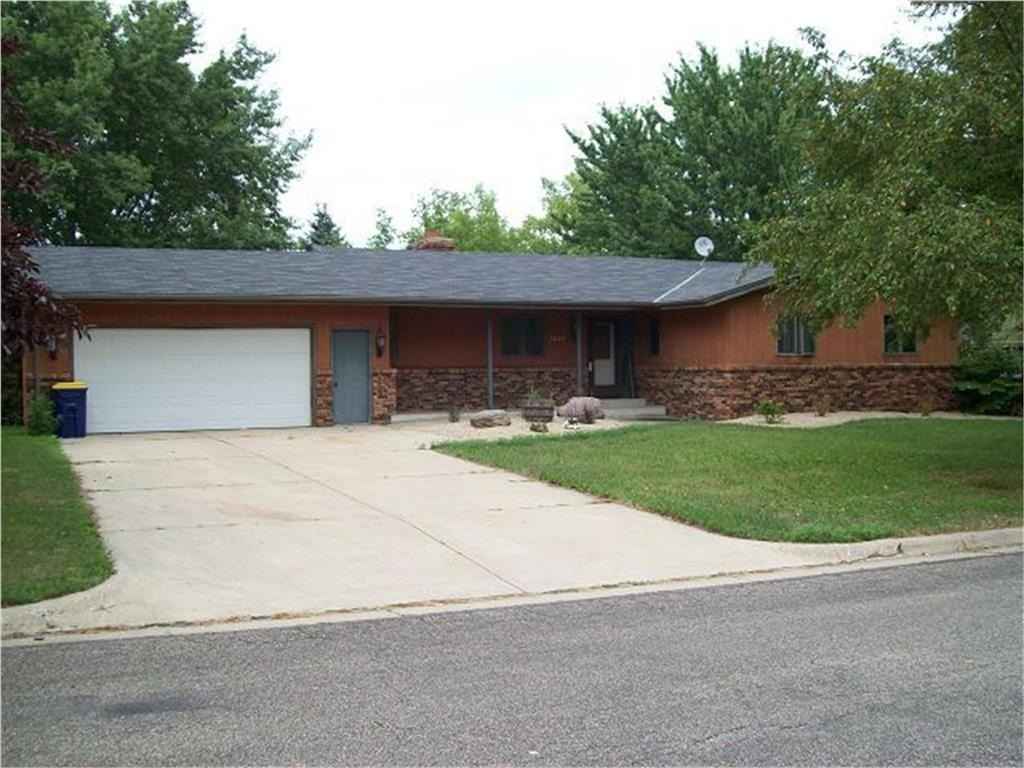 1332 Liberty Ct  