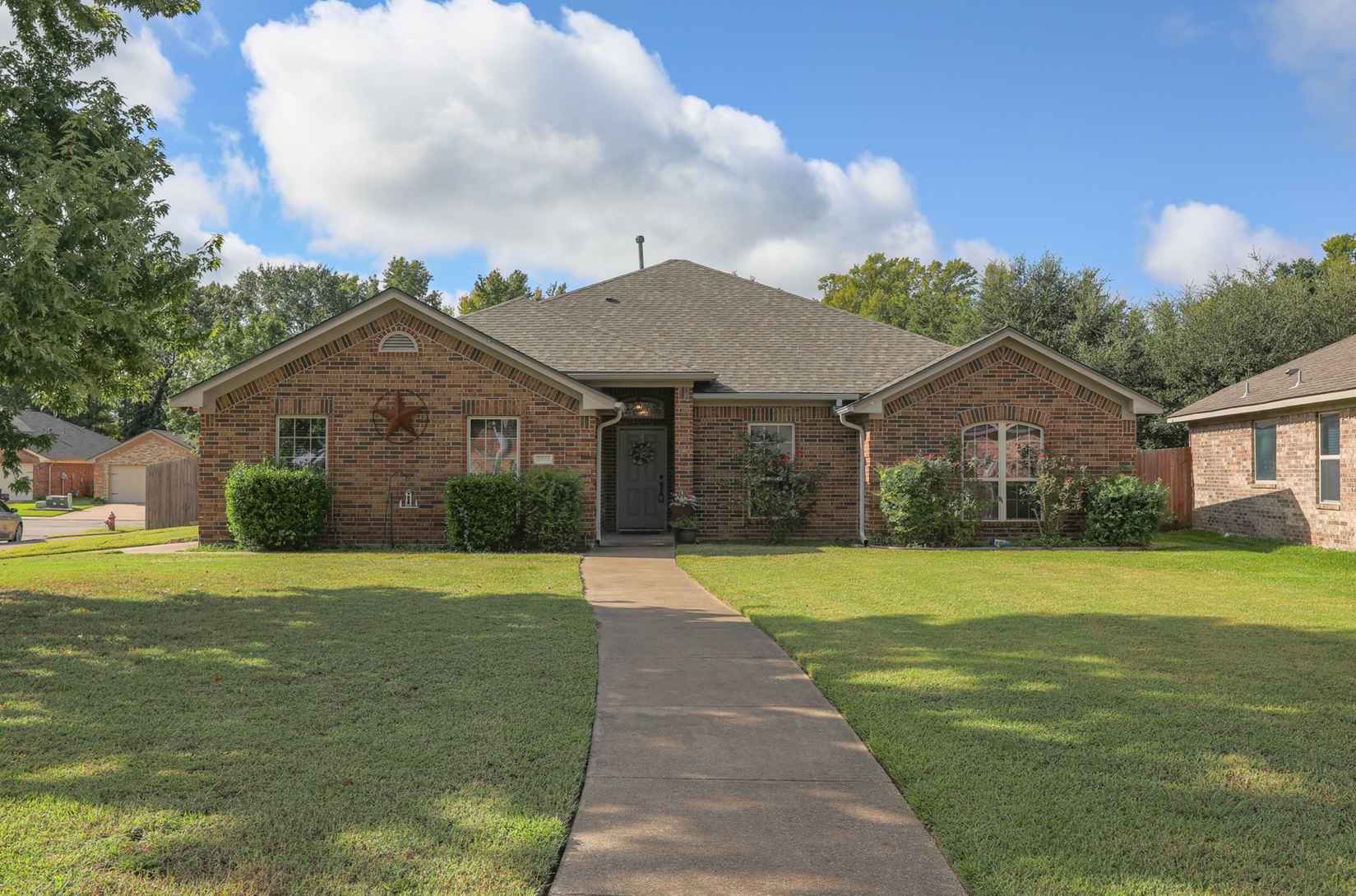 2575 Meadowland Ct  