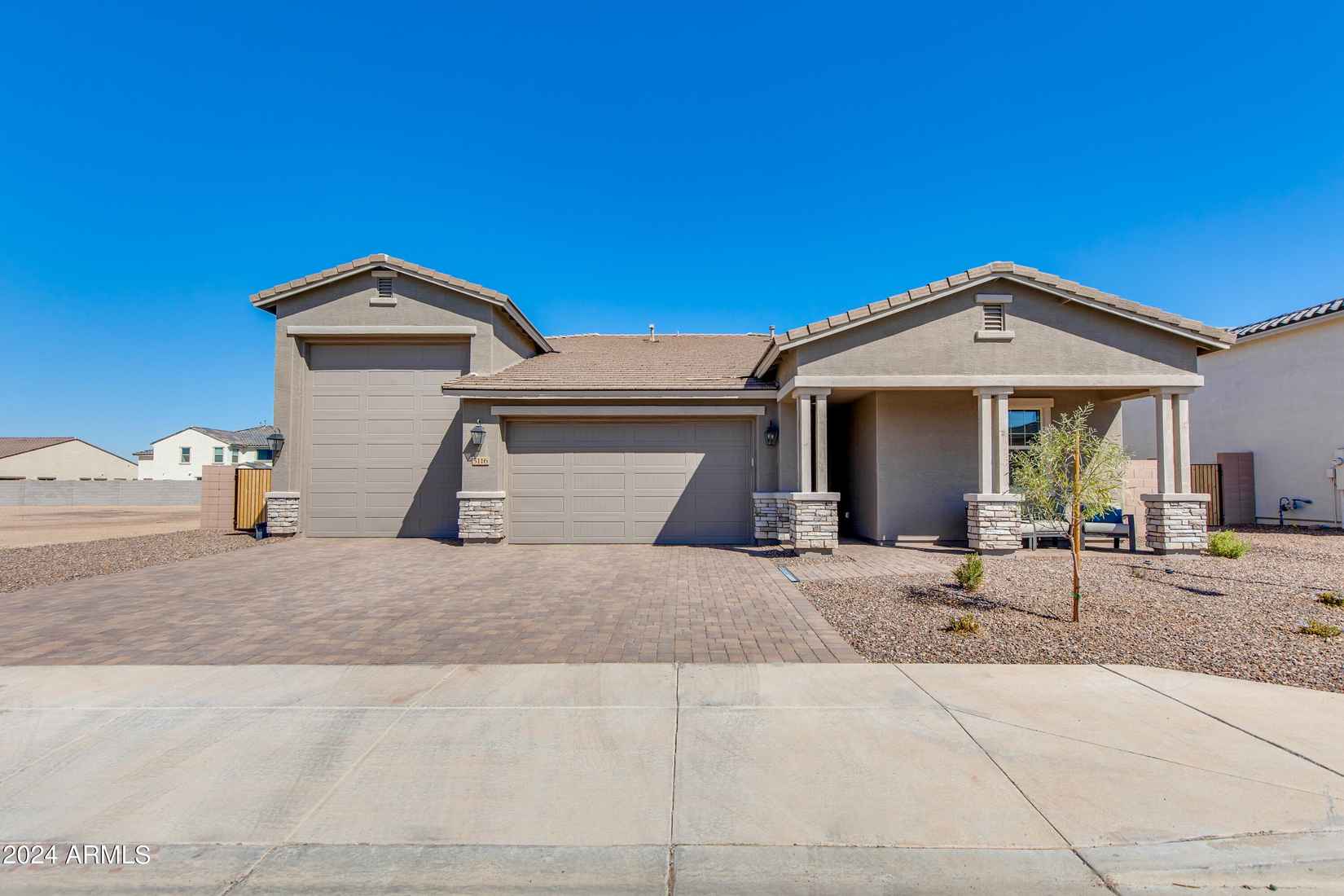 5116 W TOP HAND Trl  