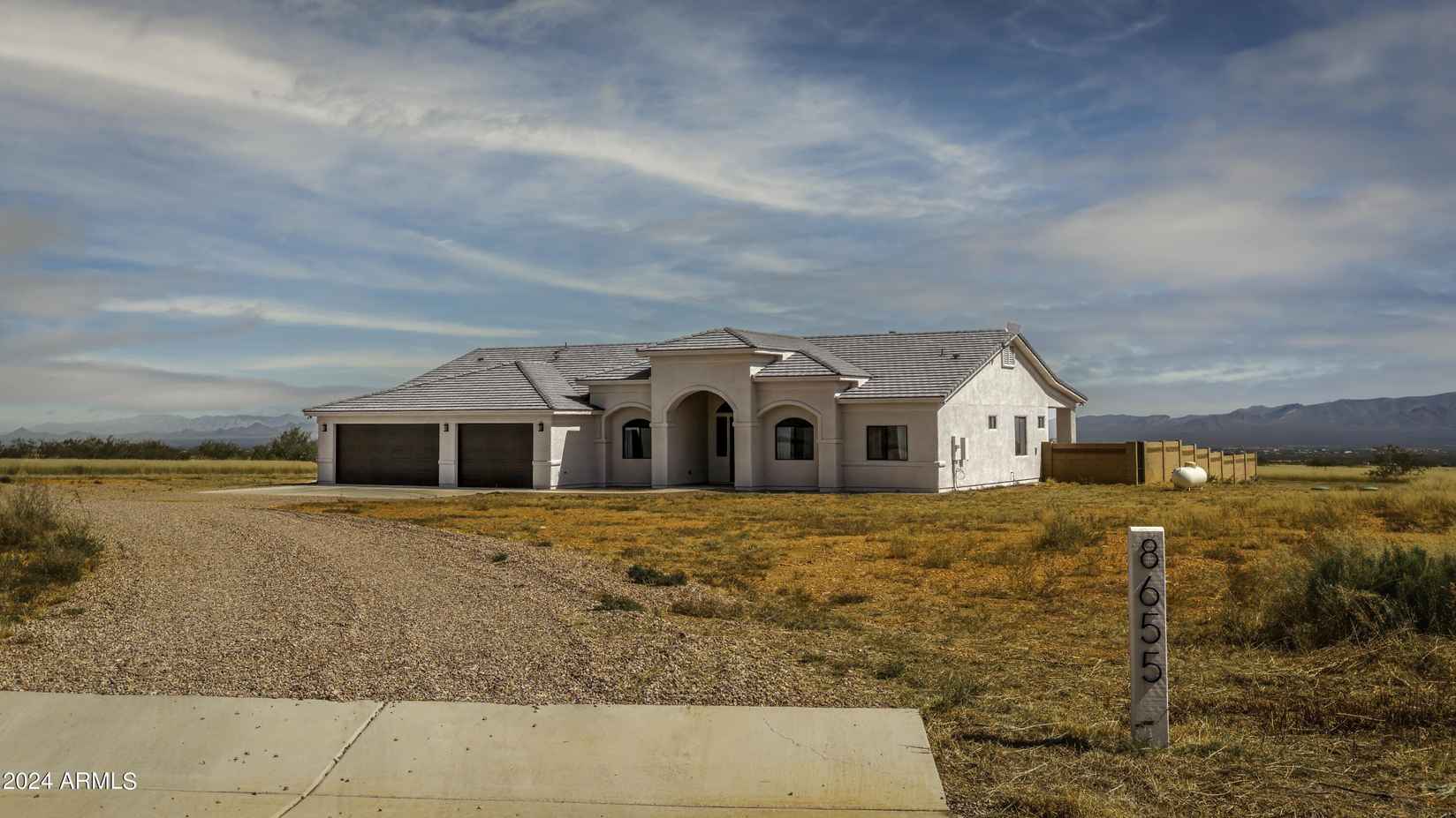 8655 S Sun Quail Ter  