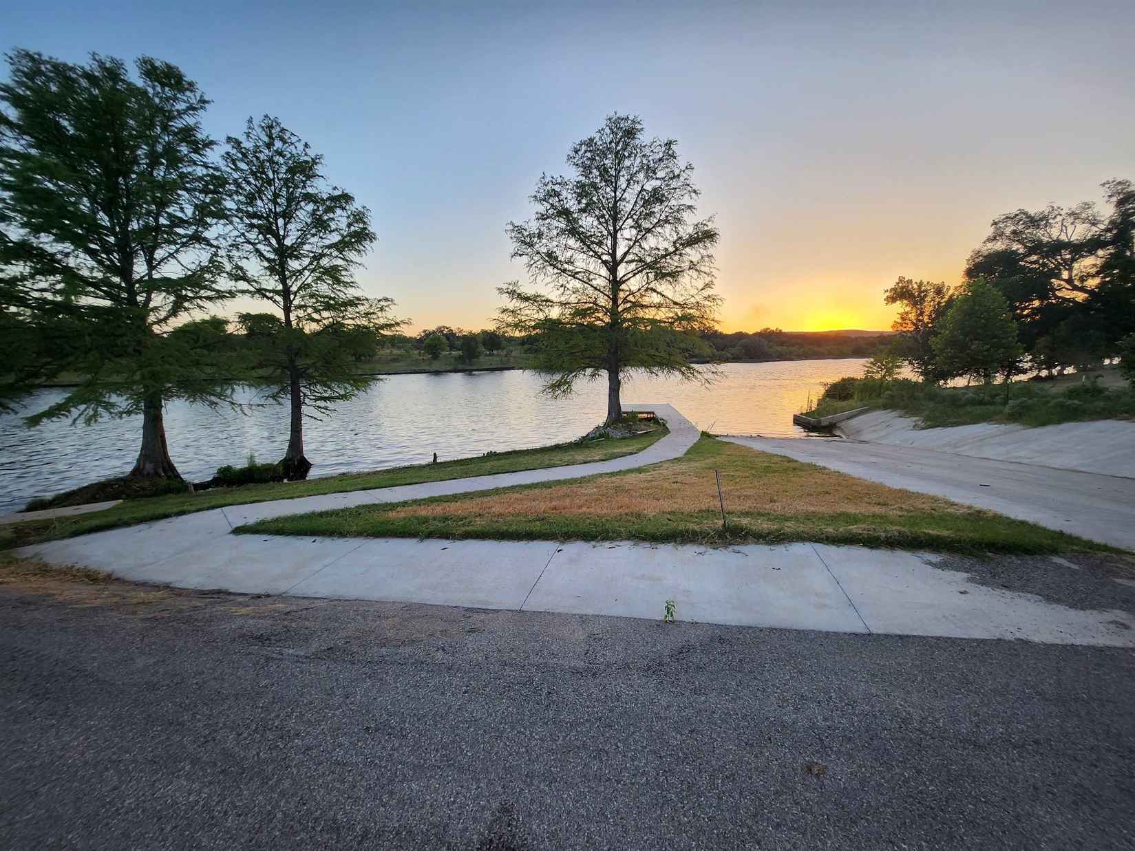 Lot 4 Lone Oak Dr  