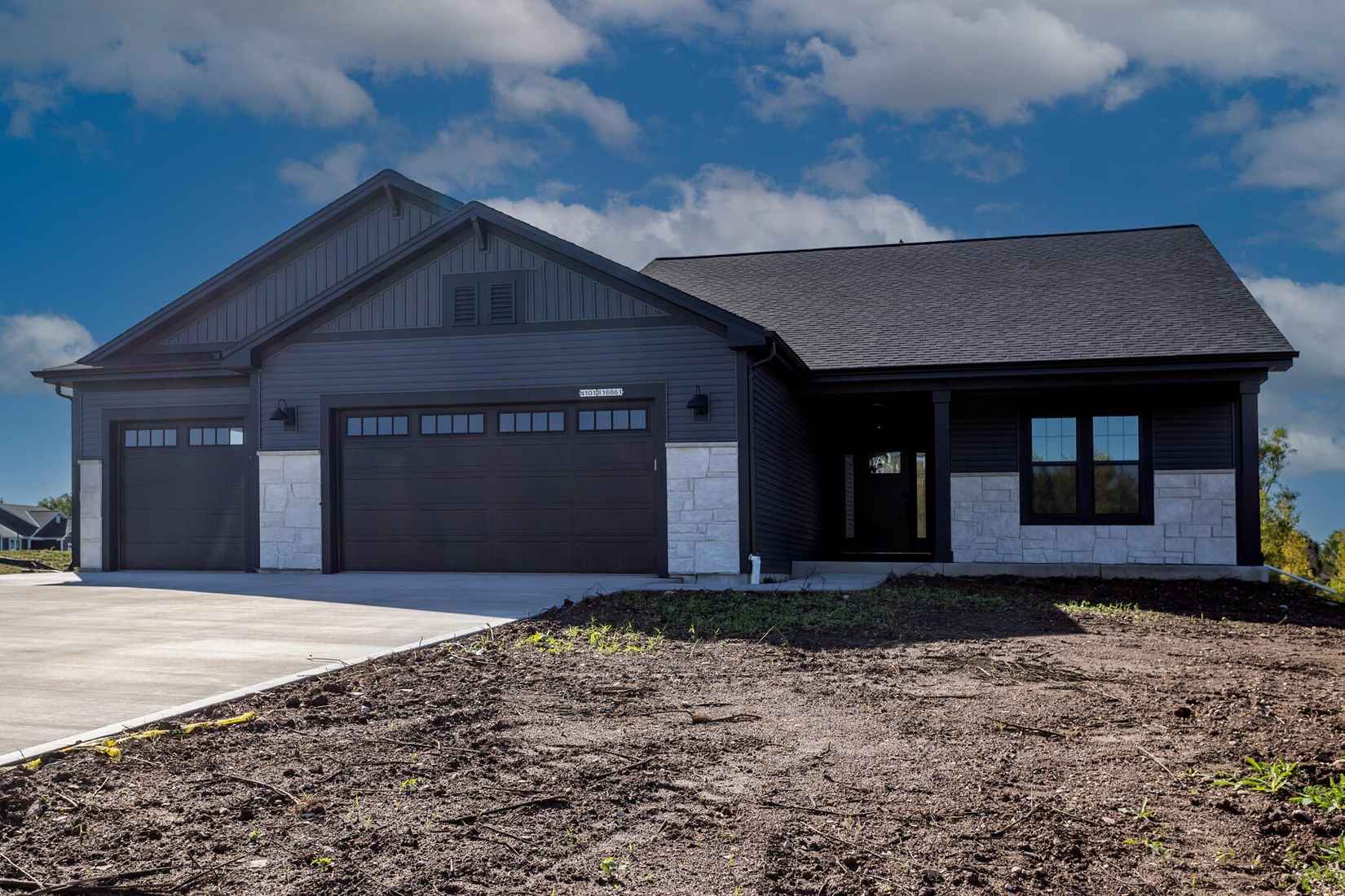 N101w16861 Tanglewood Dr  