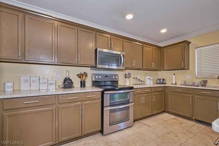 8111 Allamanda Ct  