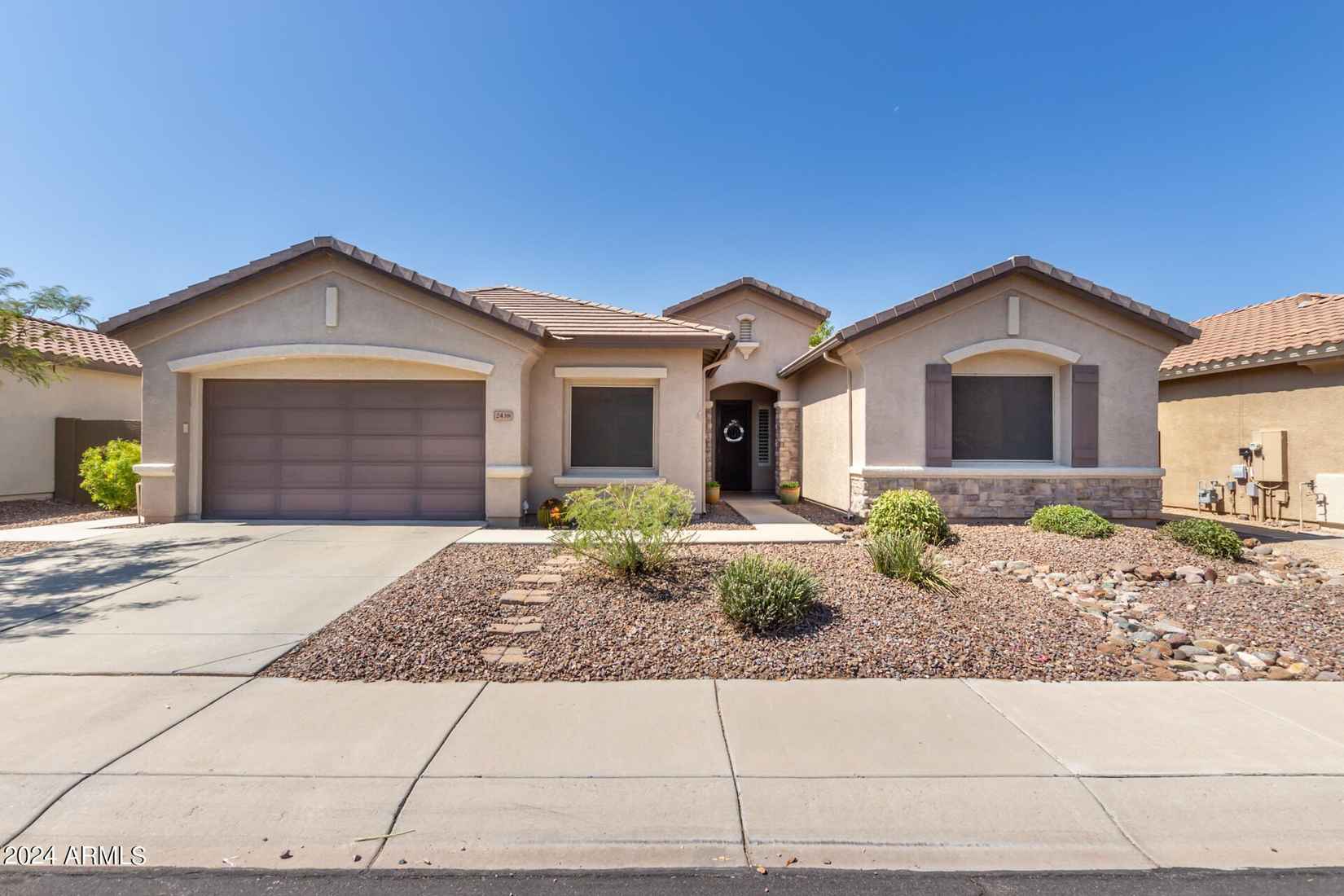 2438 W Clearview Trl  