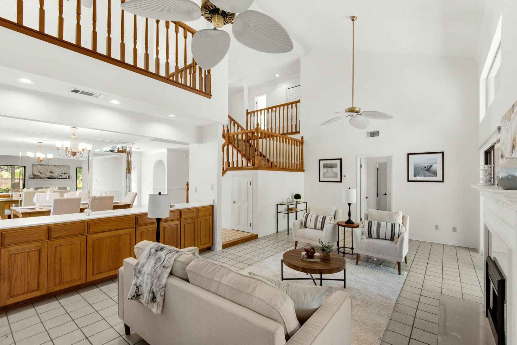 1215 Oakmont Dr  