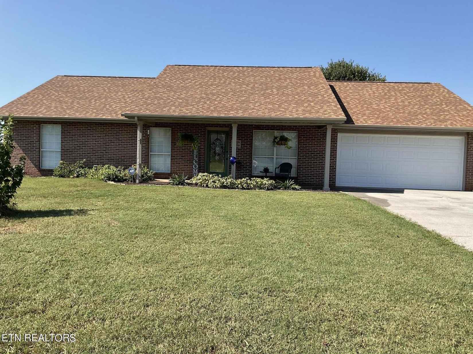 155 Franklin Ests Ln  