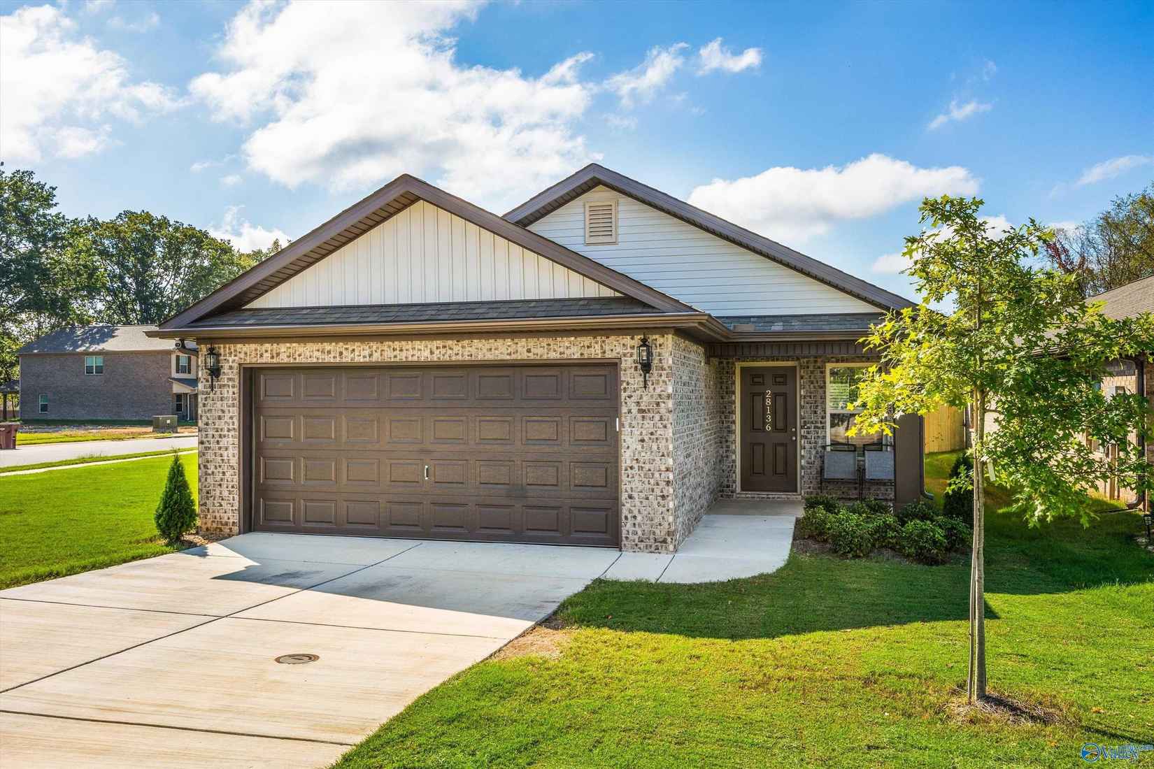 28136 Whitechapel Ln  