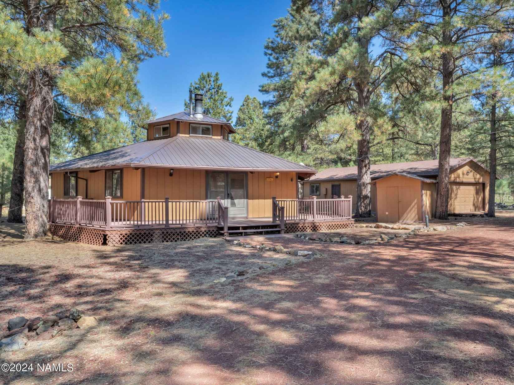 3747 E Pine Top Dr  