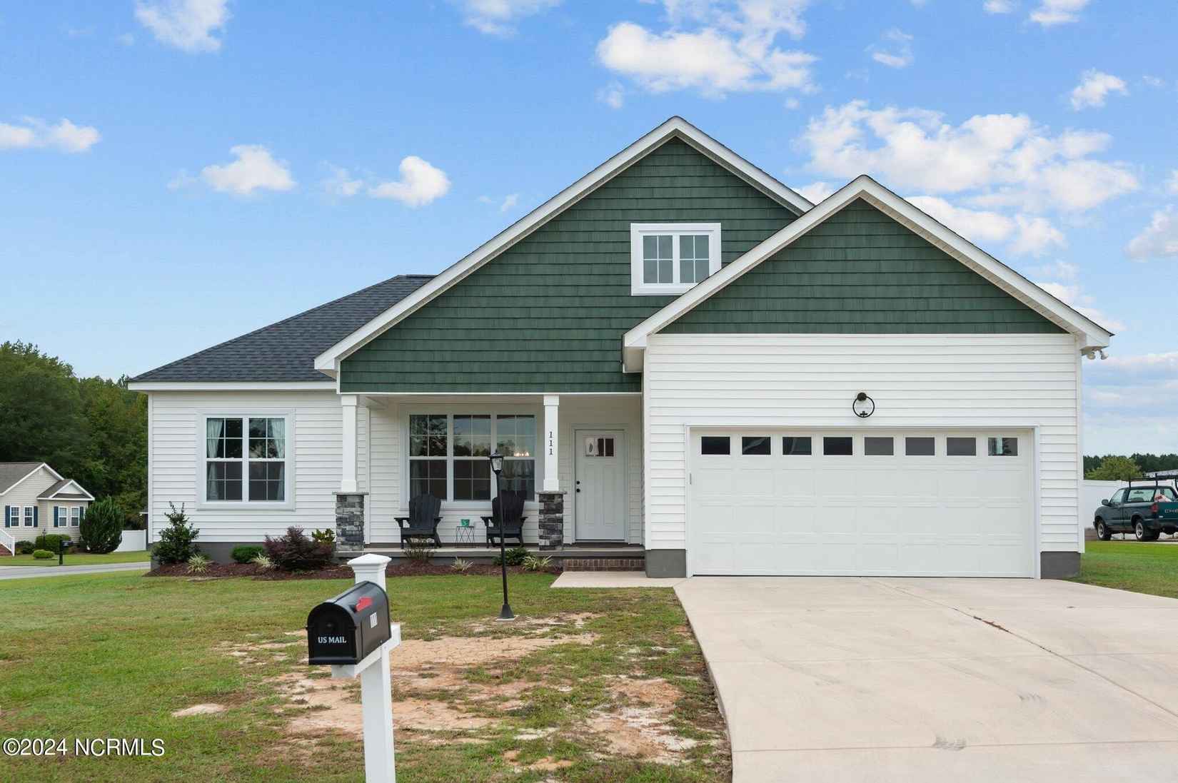 111 Moss Cir  