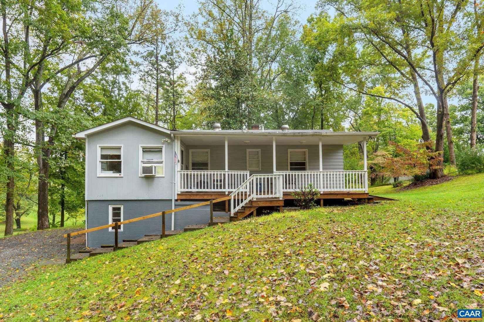 2480 SERPENTINE LN  