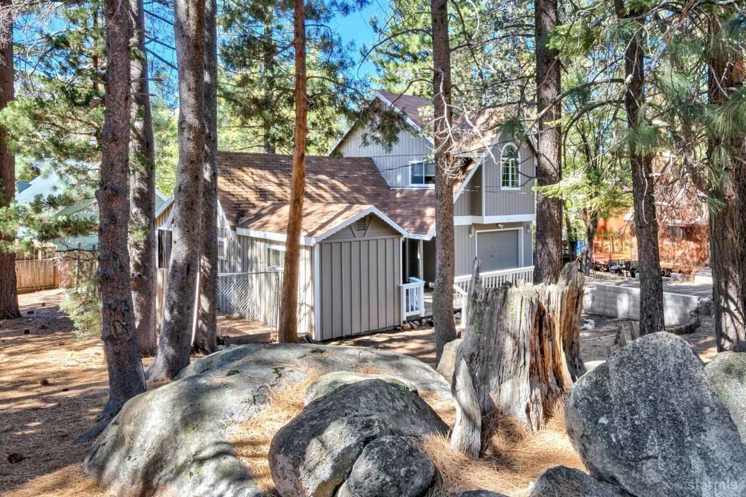 2172 Pinewood Dr  