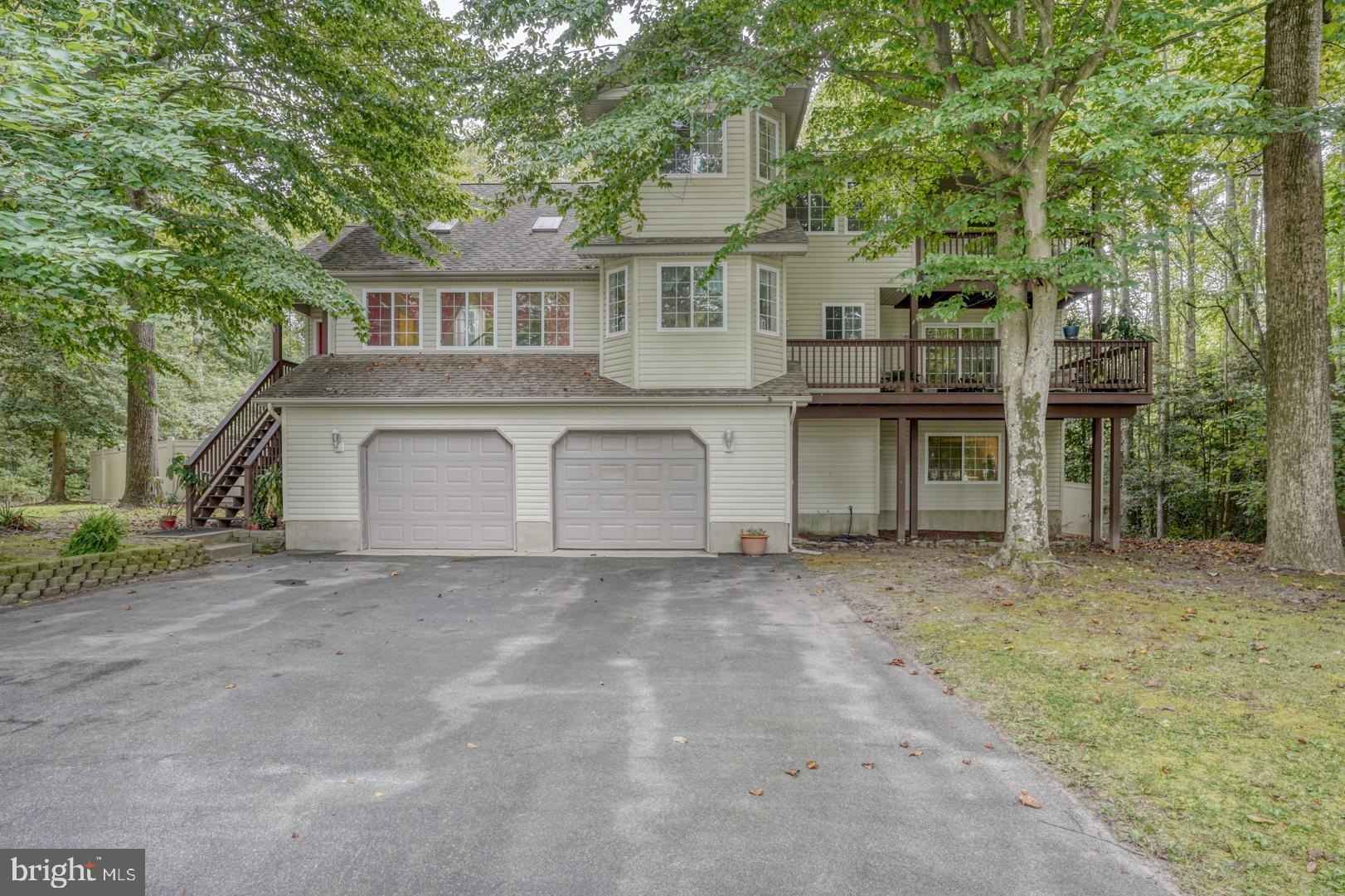 136 S Wrens Way  